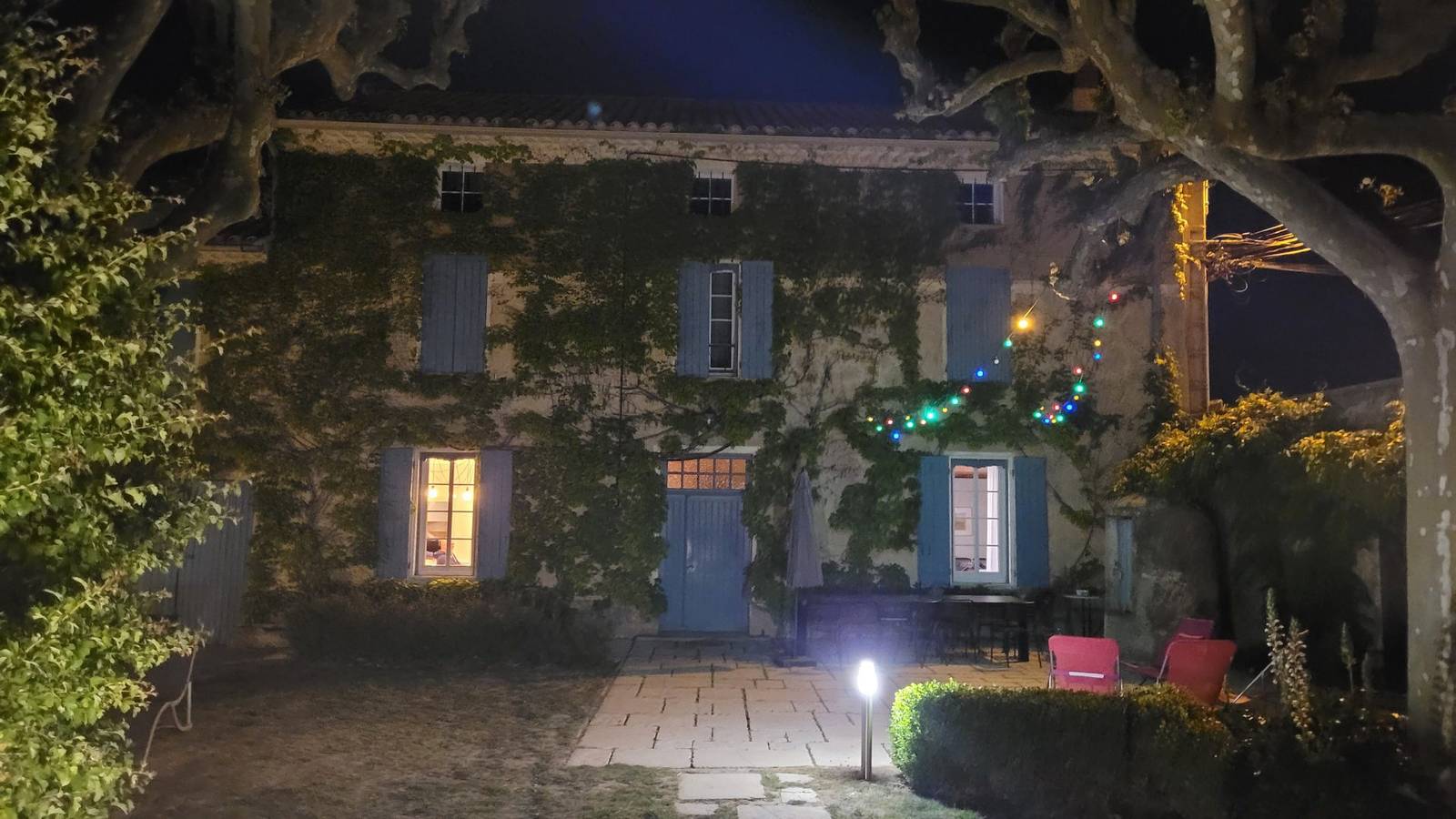 Le Mas du Vieux Chêne in Camaret-sur-Aigues, Vaucluse