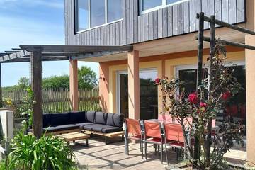 Location de vacances pour 8 personnes, avec jardin et terrasse à Lampaul-Plouarzel