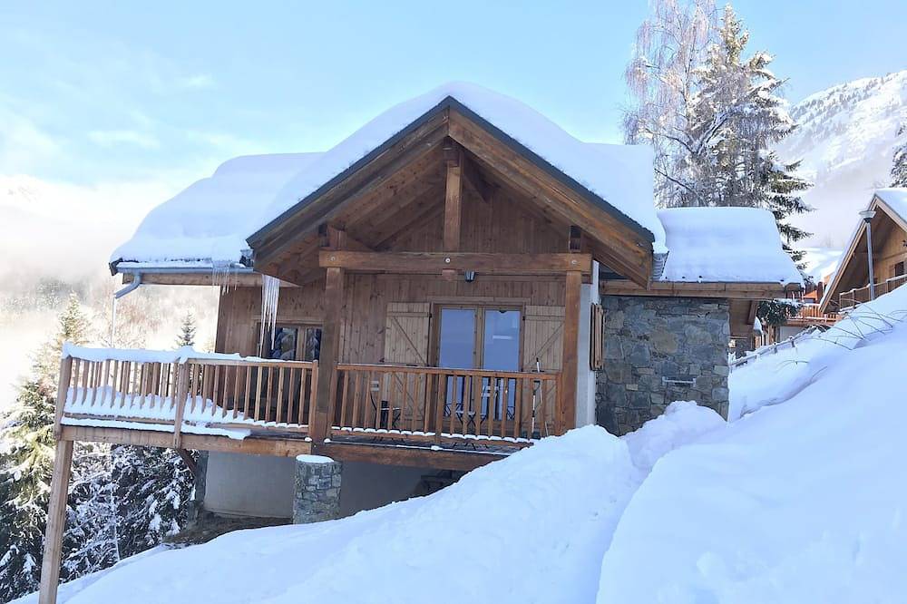Chal'Oz, charming and comfortable chalet near the ski slope (150m) in Oz, Écrins National Park