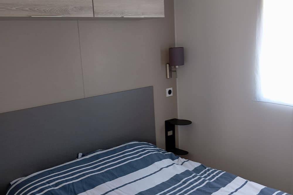 Proche des plages du débarquement . Mobil-home neuf au bord de mer . in Saint-Benoît-de-l'Aure, Région de Bayeux
