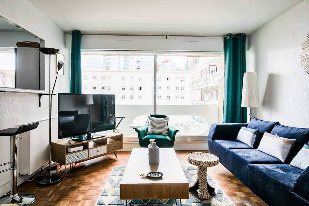 Appartement entier, Dominos - La Defense Family Apartment 10P in Courbevoie, Hauts-de-Seine