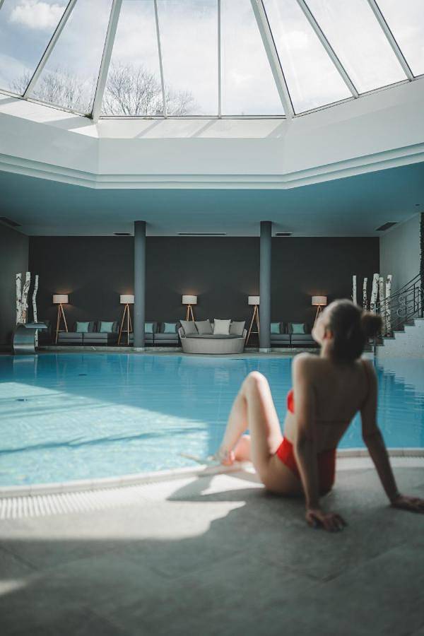 Hotel für 4 Personen, mit Whirlpool und Pool sowie Sauna und Garten in Reischach Südtirol - 3