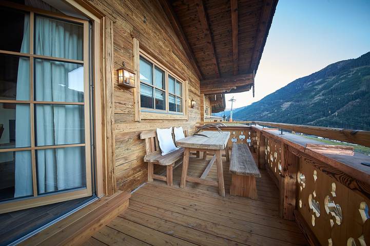 Chalet voor 4 personen, met balkon en sauna in Saalbach