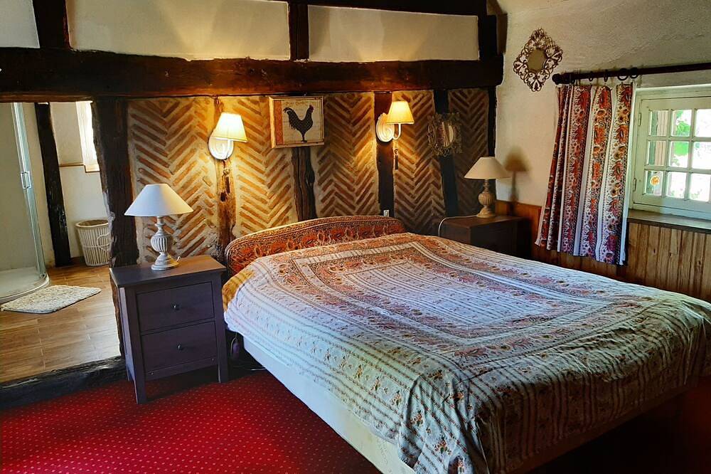 Charming family cottage, 7 rooms (up to 14 Persons), near the Loire castles. in Cour-Cheverny, Sologne