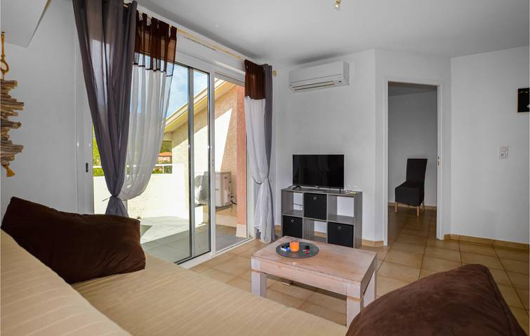 Gîte pour 4 personnes, avec piscine et terrasse, animaux acceptés à Santa-Maria-Poggio - 4