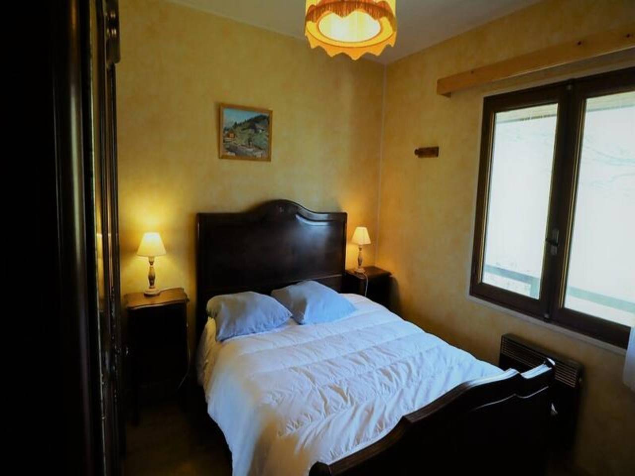 Appartement entier, Chalet dans les Alpes avec cheminée et accès aux pistes in Arêches, Beaufort (Rhône-Alpes)