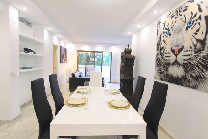 Ferienwohnung für 12 Personen, mit Garten und Whirlpool sowie Kinderpool in Marbella - 3