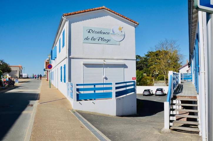 Gîte pour 4 personnes, avec terrasse, animaux acceptés dans Le Rocher - 3