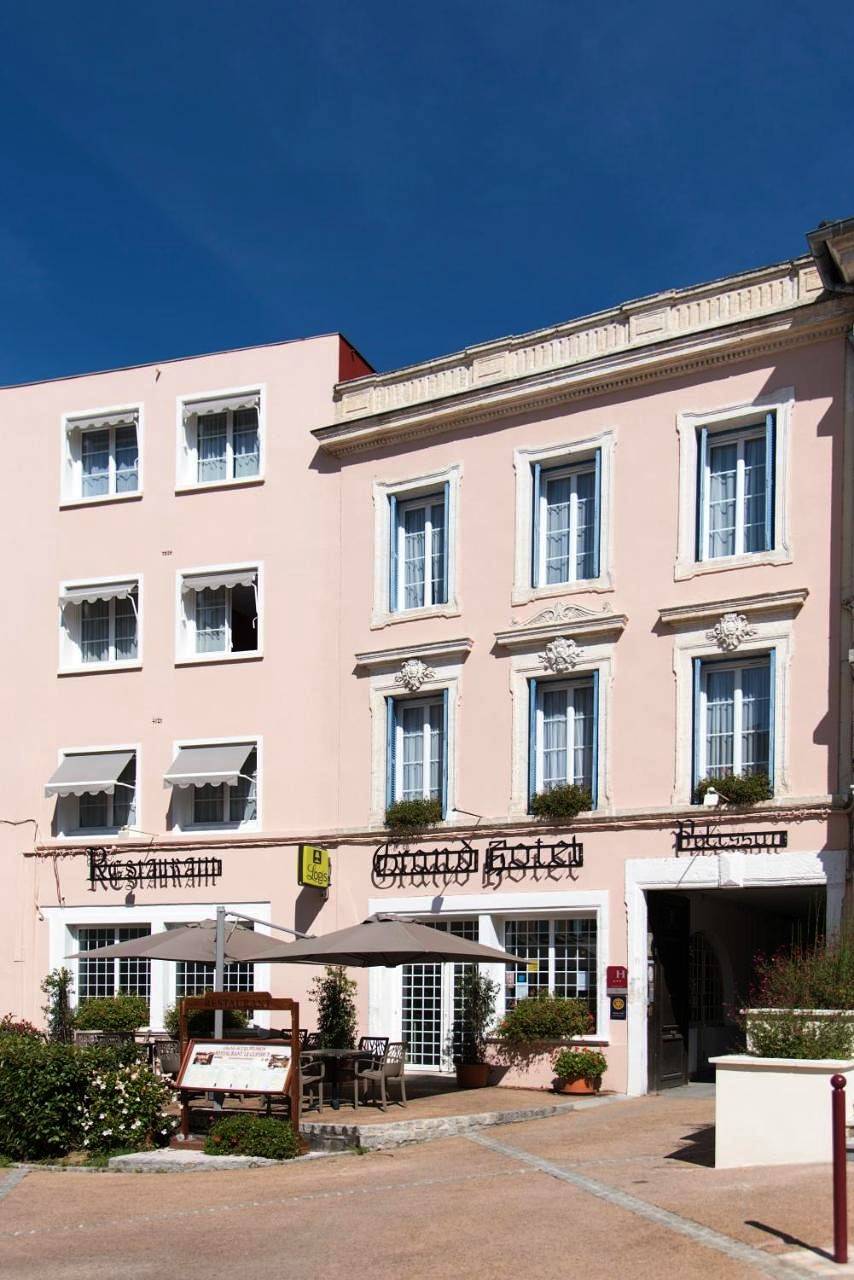 Logis Grand Hotel Pelisson in Nontron, Parc naturel régional Périgord-Limousin