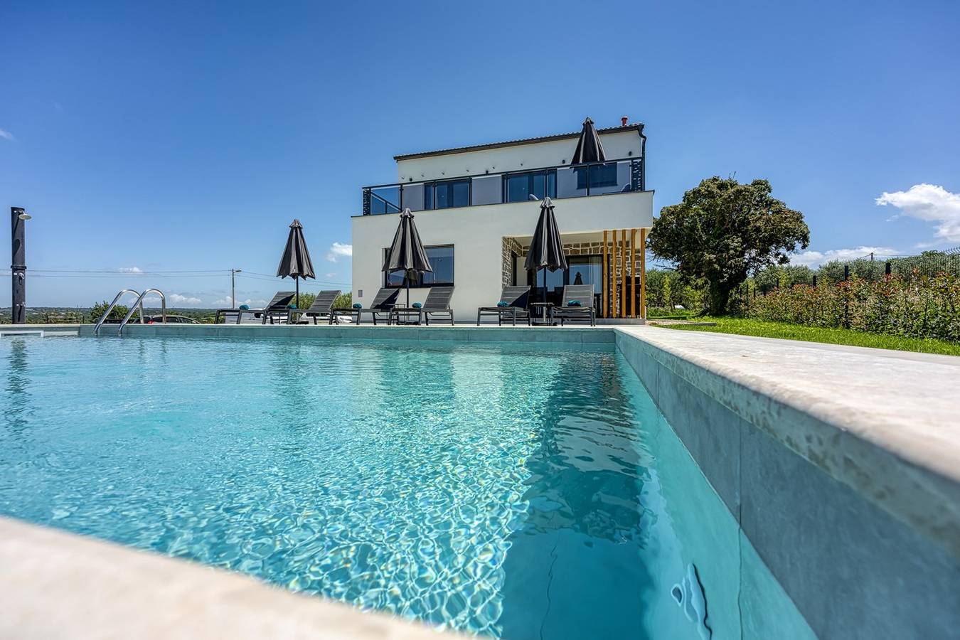 Charmantes, modern ausgestattetes Ferienhaus in der Nähe von Poreč, für 8 Personen in Selina, Zentralistrien