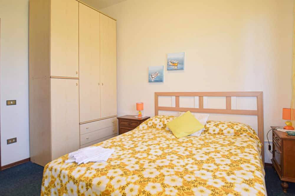 Geheel appartement, Mooi appartement in Capezzano Pianore in Camaiore, Italiaanse Rivièra