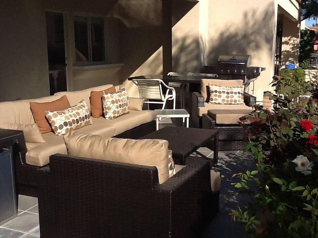 Ganze Wohnung, Spektakuläre Seeseite in der Wüste! September und Dezember Sale! Tennisturnier Lake Mirage in Rancho Mirage, Coachella Valley