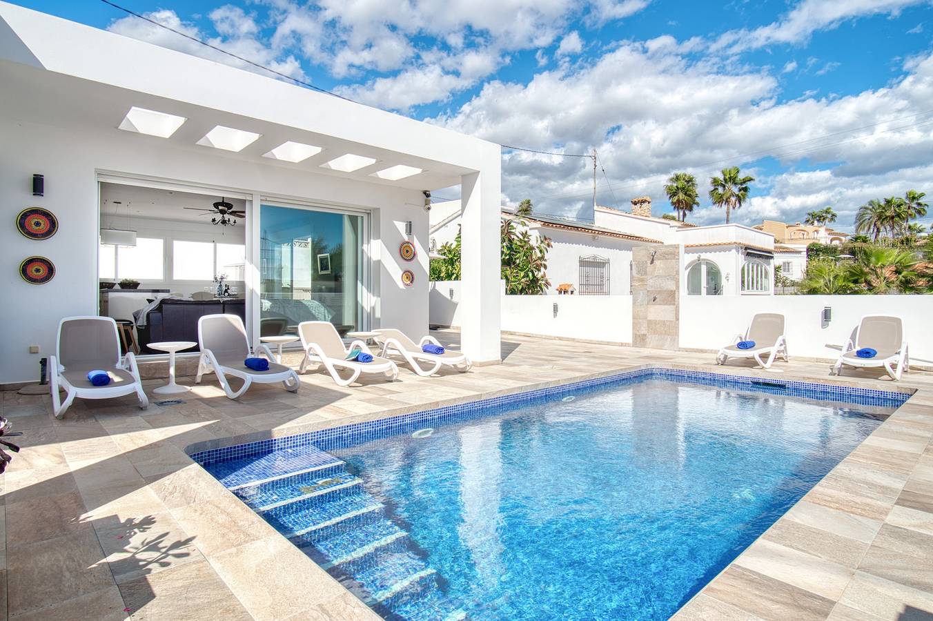 Casa Vacacional 'Marina Luah' con Piscina Privada, Wi-Fi y Aire Acondicionado in La Fustera, Benisa