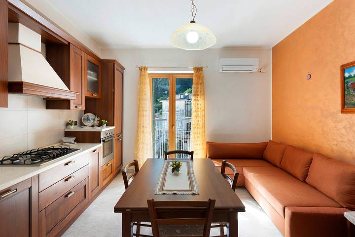 Appartamento per 4 persone, con balcone in Cetara