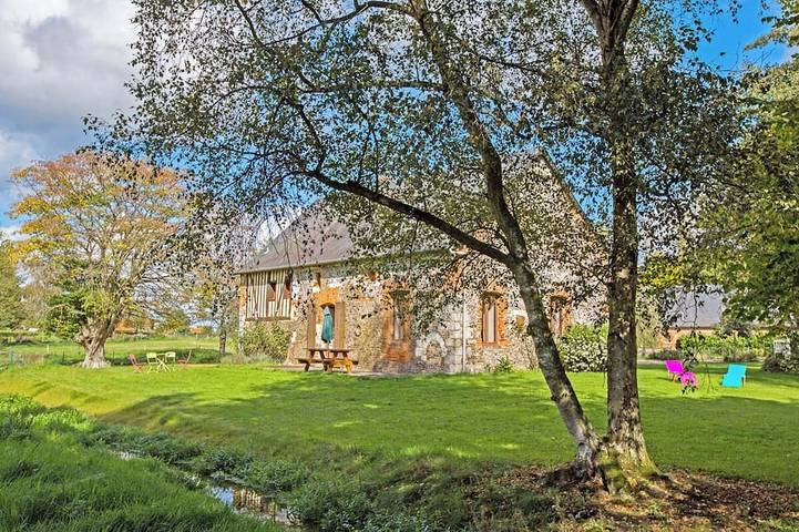 Location de vacances pour 6 personnes, avec Terrasse et Jardin à Muchedent