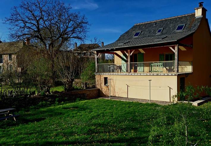 Location de vacances pour 4 personnes, avec jardin et terrasse dans l' Aveyron - 3