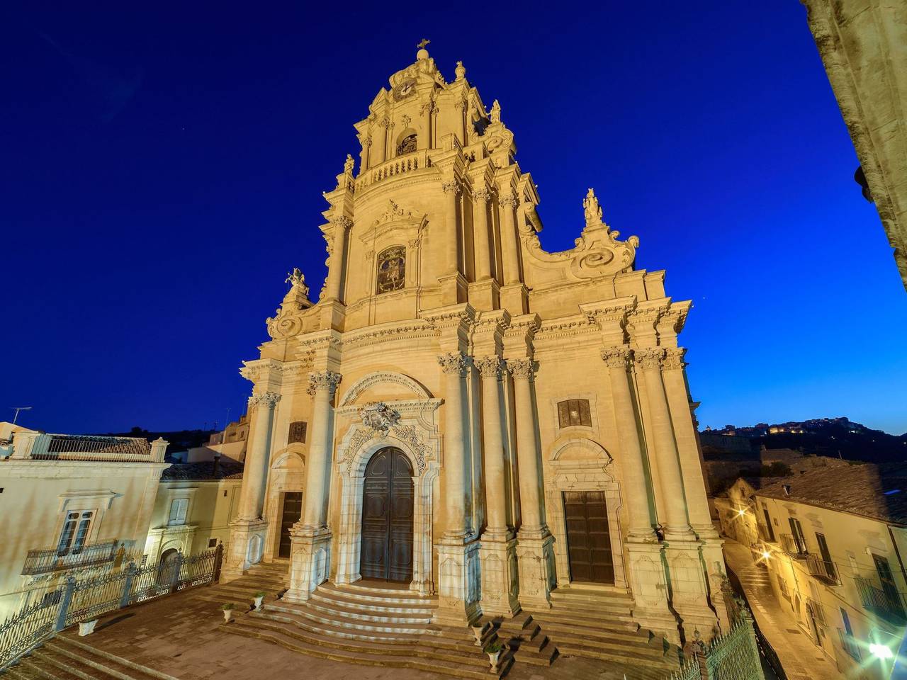 Apartamento entero, Großes Appartement in Ragusa mit Kleinem Balkon in Ragusa (Sicilia), Provincia de Ragusa