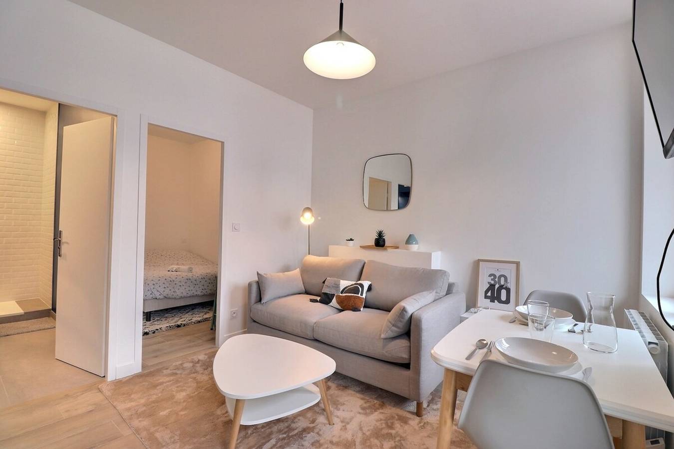 Apartamento entero, Degemer - T1 Apartment in Charpennes - Villeurbanne. in Villeurbanne, Ródano