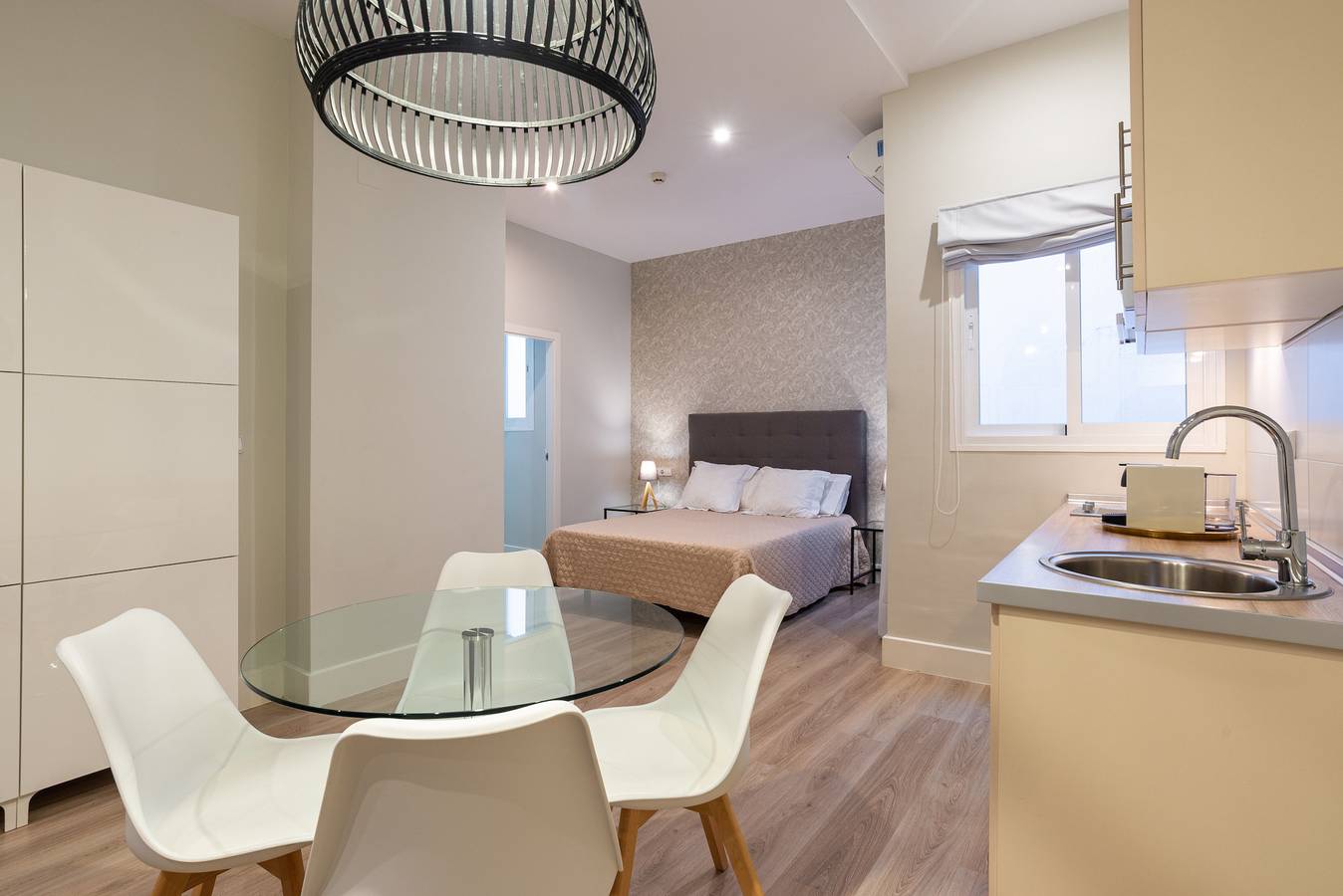 Entire studio, Studio for 4 people in Malaga Centro Historico, Malaga