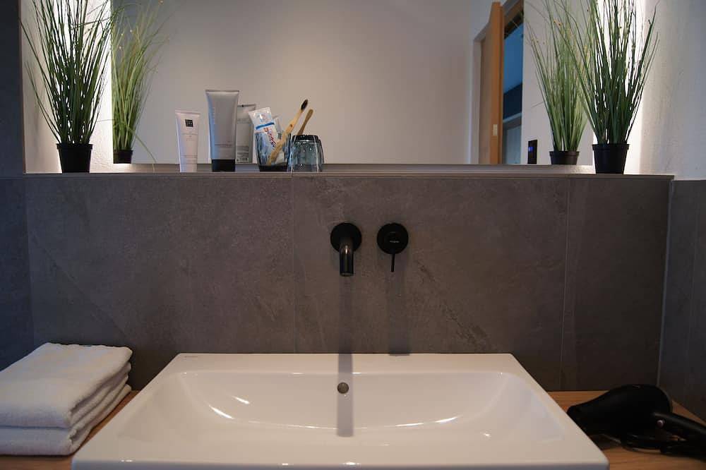 Seehaus Apartment mit Sauna n+ - Seehotel Grauer Bär - Seehaus Apartments in Kochel am See, Kochelsee