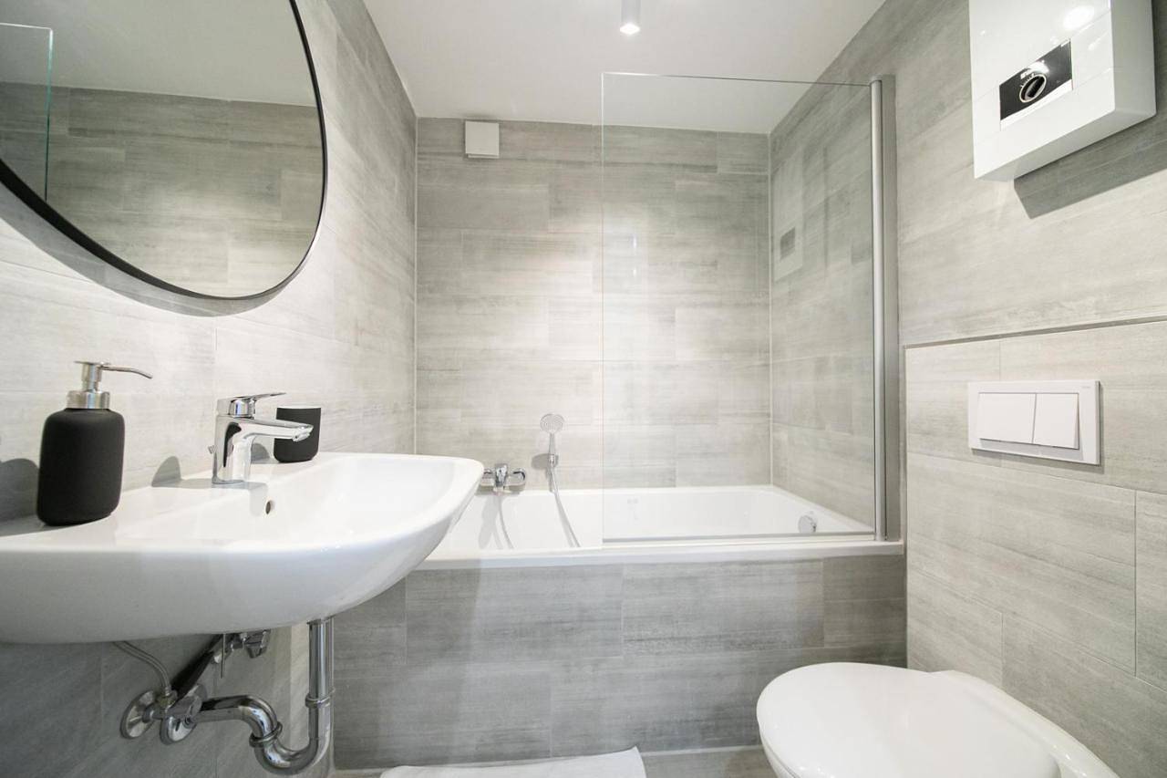 Appartement entier, One-Bedroom Apartment in Düsseldorf-Stadtmitte, Düsseldorf