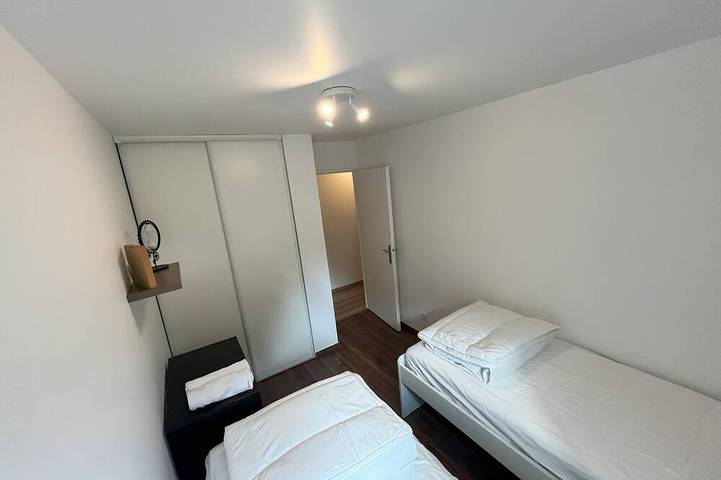 Ganze Wohnung, Bright and Spacious 3-Bedroom Apartment - Direct Access to Central Paris in Choisy-le-Roi, Val-de-Marne