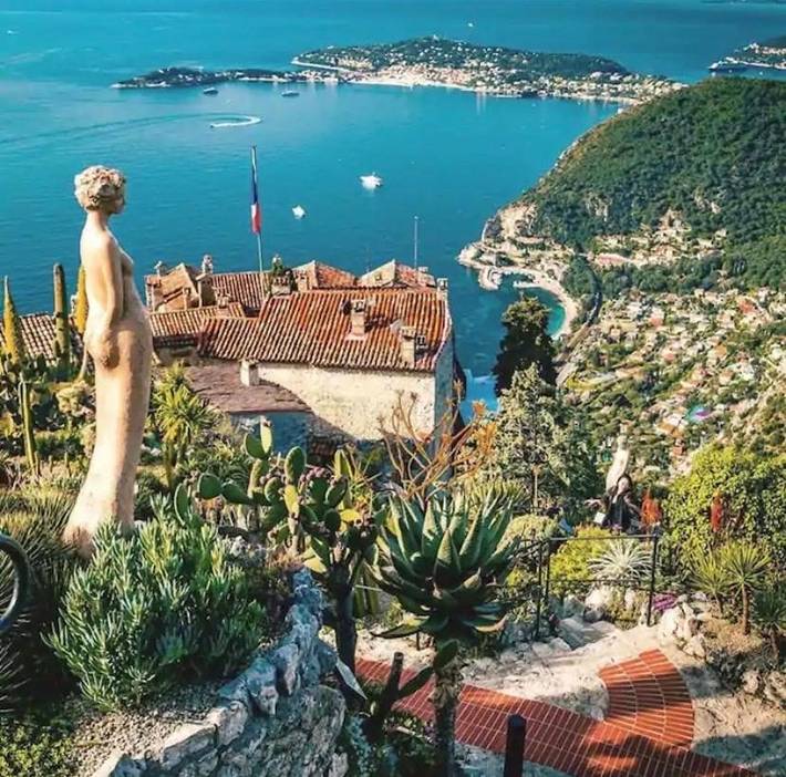 Location de vacances pour 2 personnes, avec vue et terrasse à Èze - 4