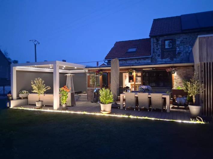 Location de vacances pour 2 personnes, avec Jacuzzi ainsi que Terrasse et Jardin à Wanze