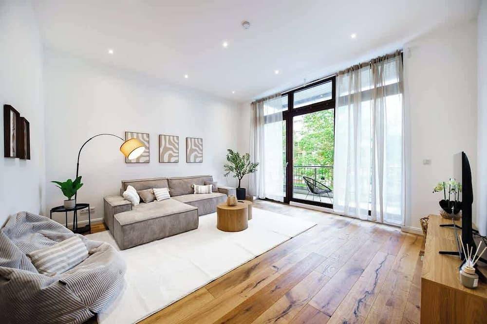 Ganze Wohnung, Luxus 3-Zi. I Terrasse I Küche I Parken I 125 m² in Klarenthal, Wiesbaden
