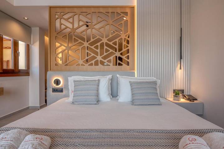 Apartahotel para 3 personas, con jardín además de vistas y piscina en Creta