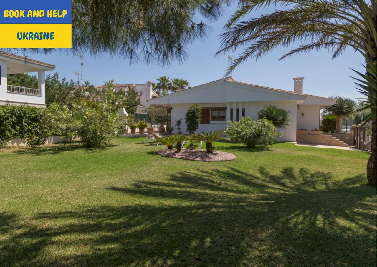 Ferienhaus für 8 Personen in Playa de Muro, Muro