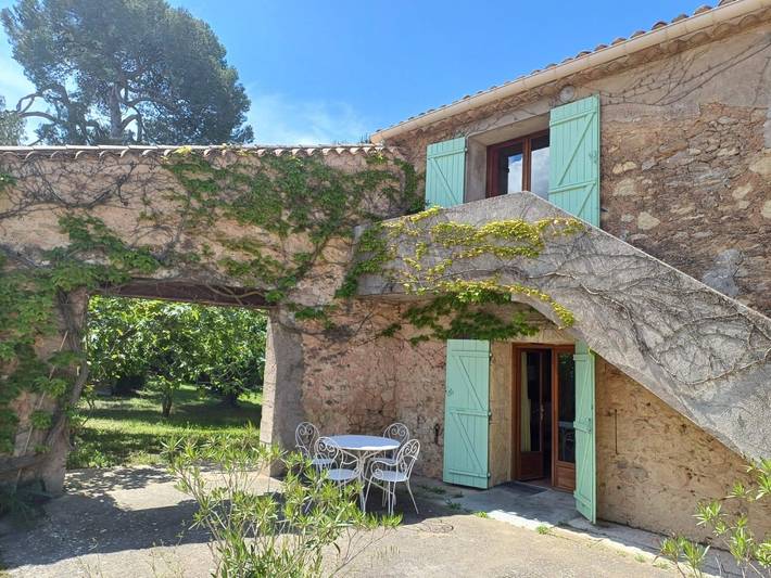Gîte pour 3 personnes dans l' Hérault