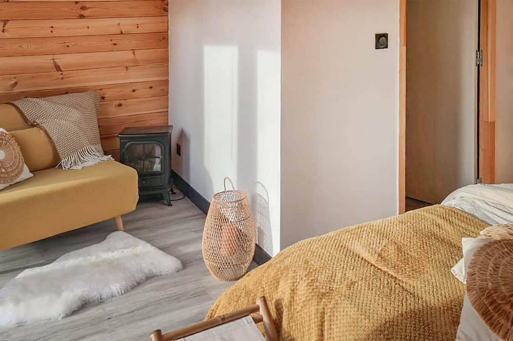 Lovely home in Le Luc with Wifi in Le Luc, Draguignan region