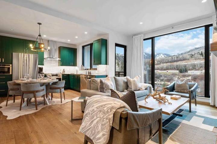 Gîte pour 4 personnes, avec jacuzzi et piscine à Avon - 4