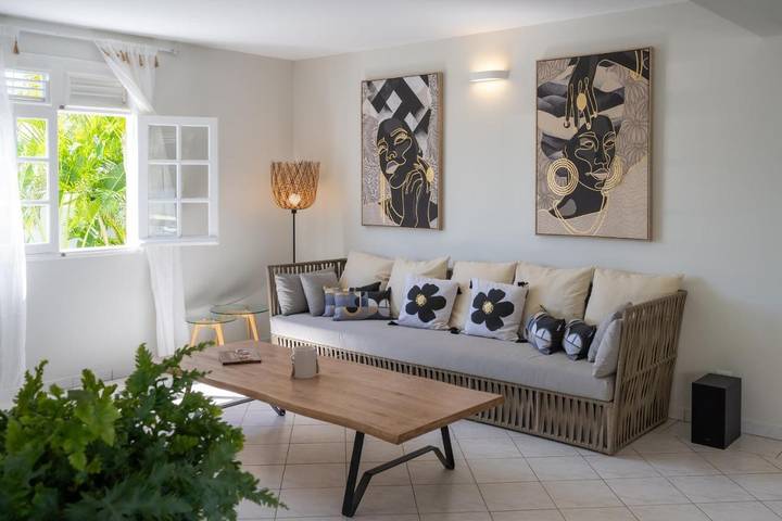 Location de vacances pour 14 personnes, avec terrasse ainsi que piscine et vue dans Pointe du Bout - 4