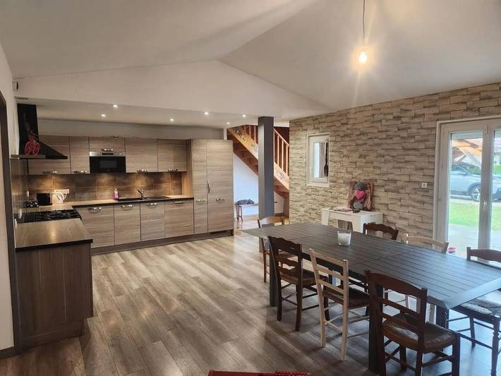 Location de vacances pour 10 personnes, avec piscine ainsi que terrasse et jardin, animaux acceptés à Arenthon - 3