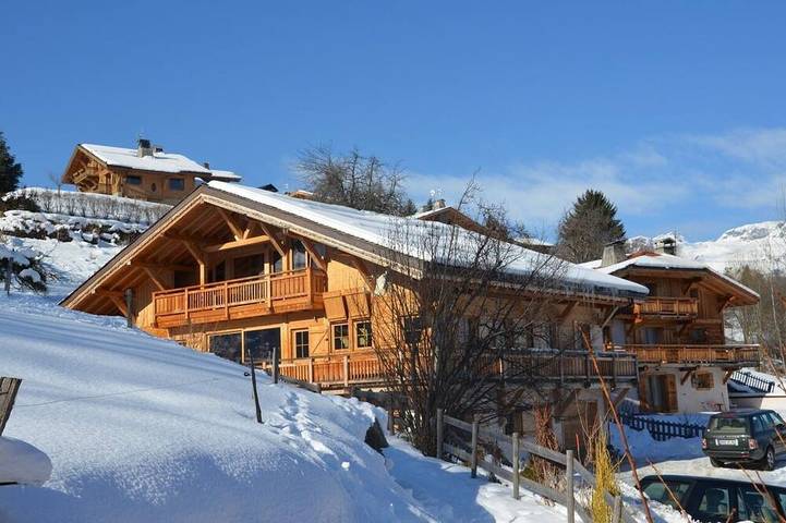Gîte pour 15 personnes, avec jardin ainsi que jacuzzi et sauna dans Station De Combloux