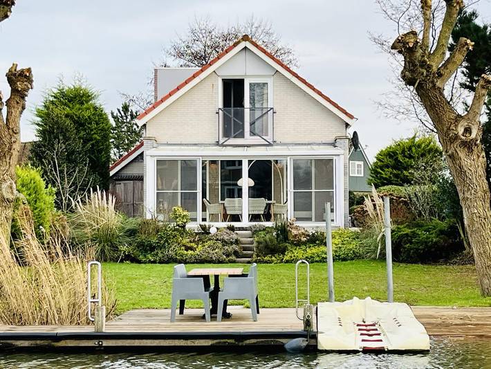 Bungalow für 6 Personen am Ijsselmeer