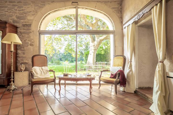 Location de vacances pour 10 personnes, avec jardin et terrasse à Graveson - 2