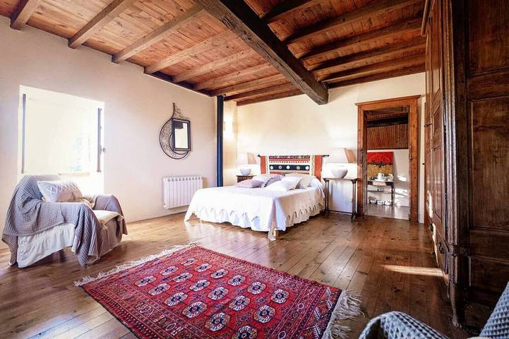 Gîte pour 8 personnes, avec terrasse et jardin à Cahuzac-sur-Vère - 2