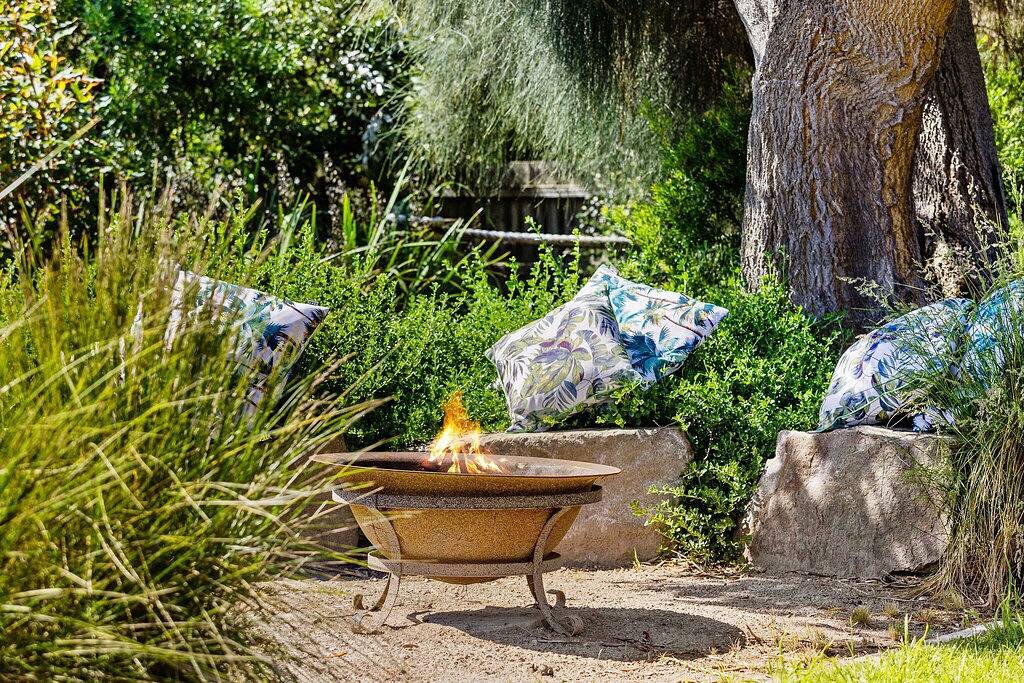 Bayside Retreat - 100m Beach, Games Room in McCrae, Mornington Peninsula