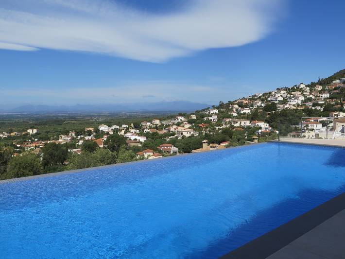 Villa für 8 Personen, mit Terrasse, mit Haustier in Roses - 2