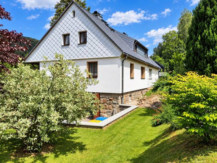 Ferienhaus für 12 Personen, mit Terrasse und Garten sowie Sauna in Rechenberg-Bienenmühle