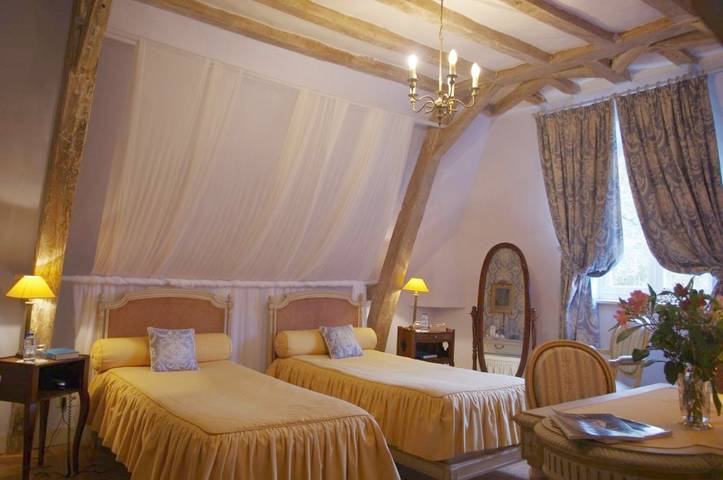 Hôtel pour 2 personnes, avec jardin et vue à La Milesse - 3