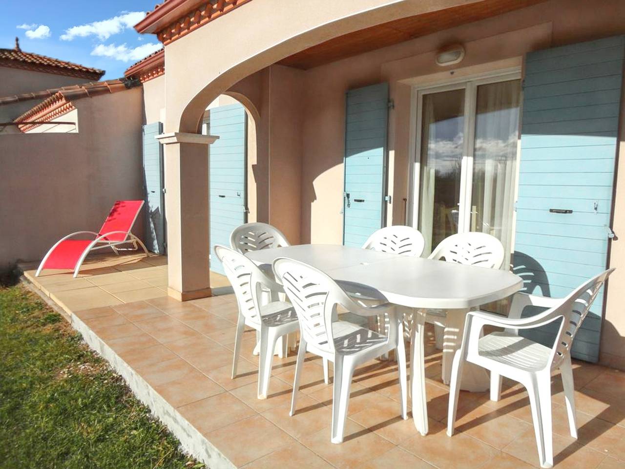 Charmantes Haus in Homps + Garten mit Seeblick in Homps, Narbonne und Umgebung