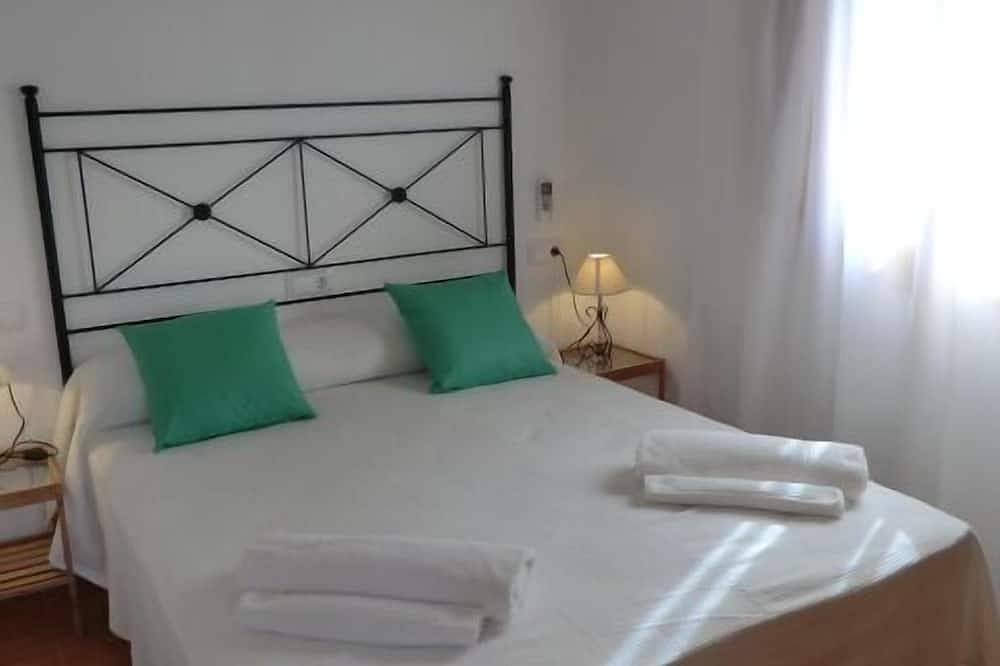 Ferienhaus mit Pool in ruhiger und sicherer Ortsrandlage, nur 1 Km vom Dorfplatz in Alaró, Mallorca Inselmitte