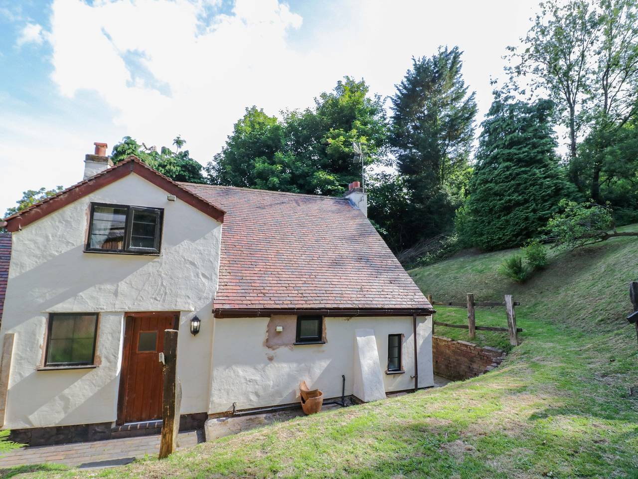 Fern Cottage in Worcestershire