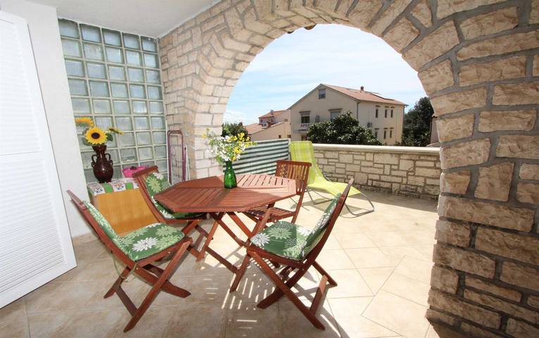 Ferienwohnung für 4 Personen, mit Garten und Balkon, kinderfreundlich in Rovinj - 4