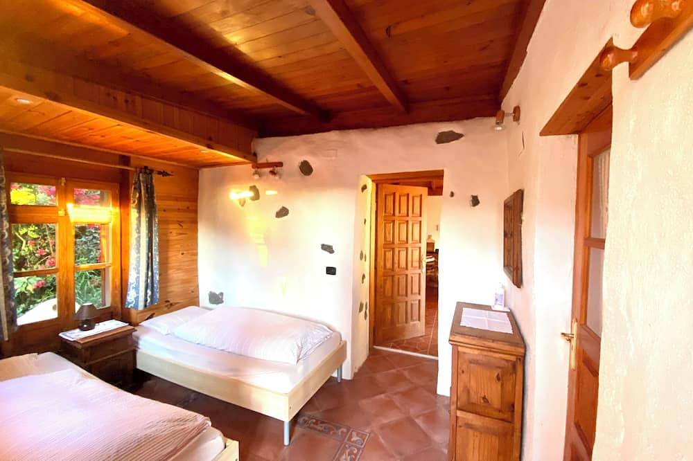 Casita Canaria de Ensueño con Vistas Únicas in La Vega (Canary Island), Icod de los Vinos