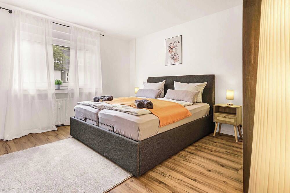 Ganze Wohnung, Mola Apartments- Panorama, Balkon, 5 Pers., Parken in Herdecke, Ennepe-Ruhr-Kreis